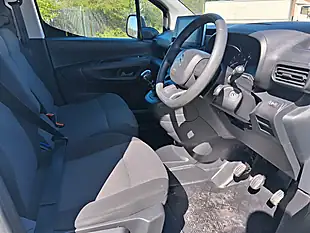 Used 2023 Citroen Berlingo Enterprise Edition M White - Interior and Exterior details 14