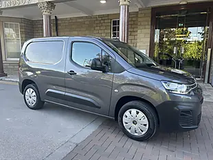 Used 2023 Citroen Berlingo Enterprise Edition Metallic Platinum Grey - Interior and Exterior details 14