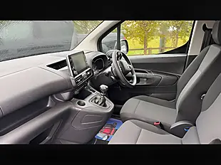 Used 2023 Citroen Berlingo Enterprise Edition Platinum Grey - Interior and Exterior details 17