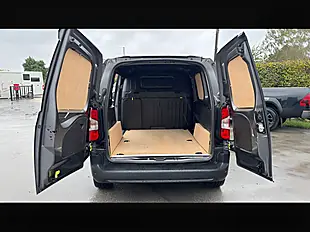 Used 2023 Citroen Berlingo Enterprise Edition Platinum Grey - Interior and Exterior details 6