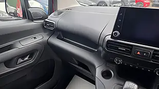 Used 2023 Citroen Berlingo Enterprise Edition Red - Interior and Exterior details 18