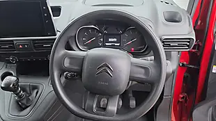 Used 2023 Citroen Berlingo Enterprise Edition Red - Interior and Exterior details 20