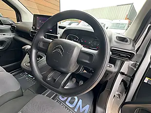 Used 2023 Citroen Berlingo Enterprise Edition White - Interior and Exterior details 17