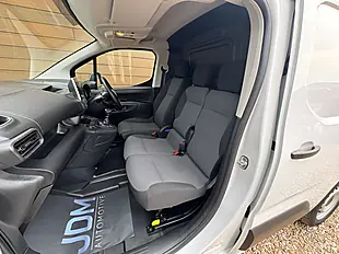 Used 2023 Citroen Berlingo Enterprise Edition White - Interior and Exterior details 19