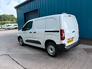 Used 2023 Citroen Berlingo Enterprise Edition White - Interior and Exterior details 13