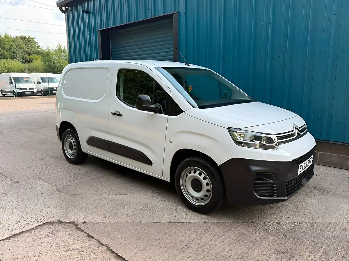 Used 2023 Citroen Berlingo Enterprise Edition White - Interior and Exterior details 3