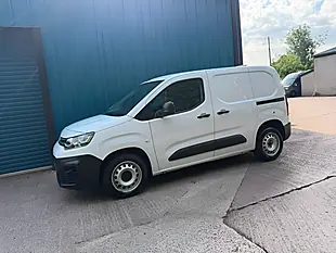 Used 2023 Citroen Berlingo Enterprise Edition White - Interior and Exterior details 9