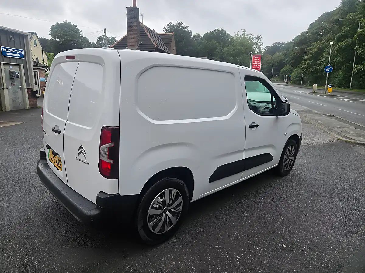 Used 2023 Citroen Berlingo Enterprise Edition White - Interior and Exterior details 11