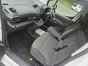 Used 2023 Citroen Berlingo Enterprise Edition White - Interior and Exterior details 5