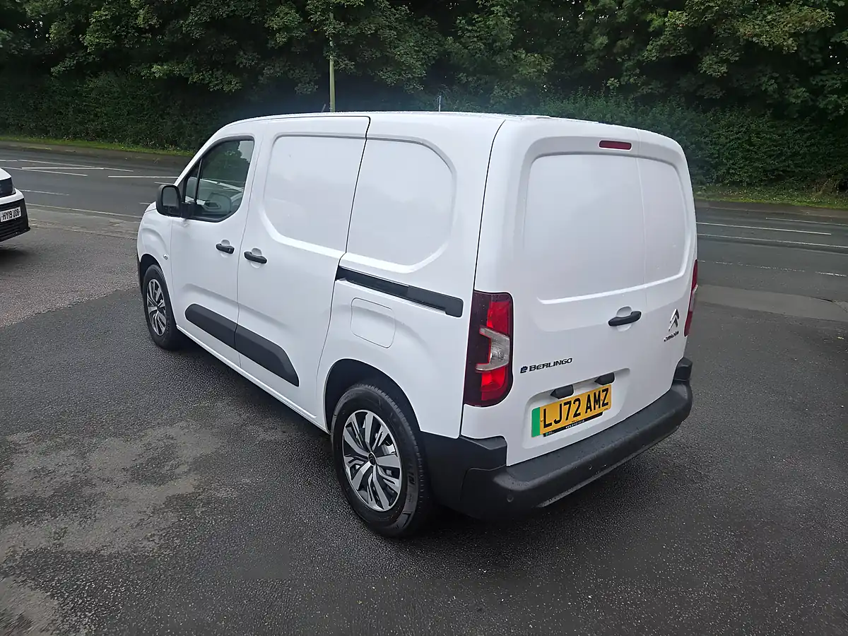 Used 2023 Citroen Berlingo Enterprise Edition White - Interior and Exterior details 8