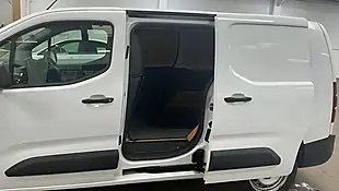 Used 2023 Citroen Berlingo Enterprise Edition Xl Lwb White - Interior and Exterior details 10