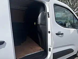 Used 2023 Citroen Berlingo Enterprise Edition Xl White - Interior and Exterior details 12