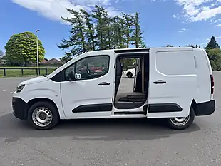 Used 2023 Citroen Berlingo Enterprise Edition Xl White - Interior and Exterior details 13