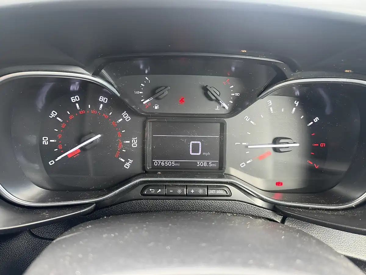 Used 2023 Citroen Berlingo Enterprise Edition Xl White - Interior and Exterior details 16