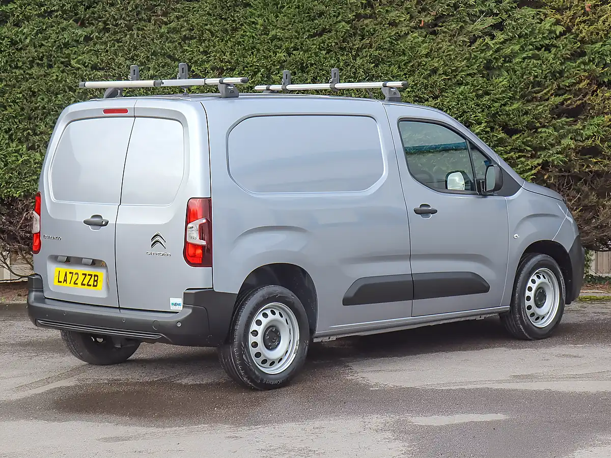 Used 2023 Citroen Berlingo Enterprise Metallic Grey - Interior and Exterior details 6