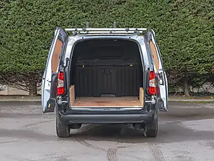 Used 2023 Citroen Berlingo Enterprise Metallic Grey - Interior and Exterior details 8
