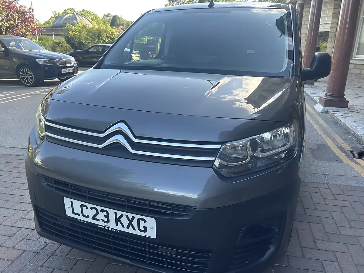 Used 2023 Citroen Berlingo Enterprise Professional Metallic Platinum Grey - Interior and Exterior details 18