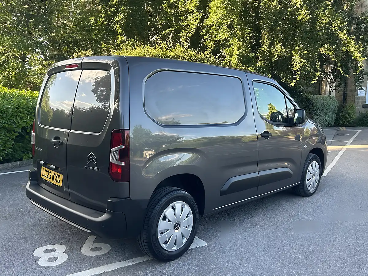 Used 2023 Citroen Berlingo Enterprise Professional Metallic Platinum Grey - Interior and Exterior details 3