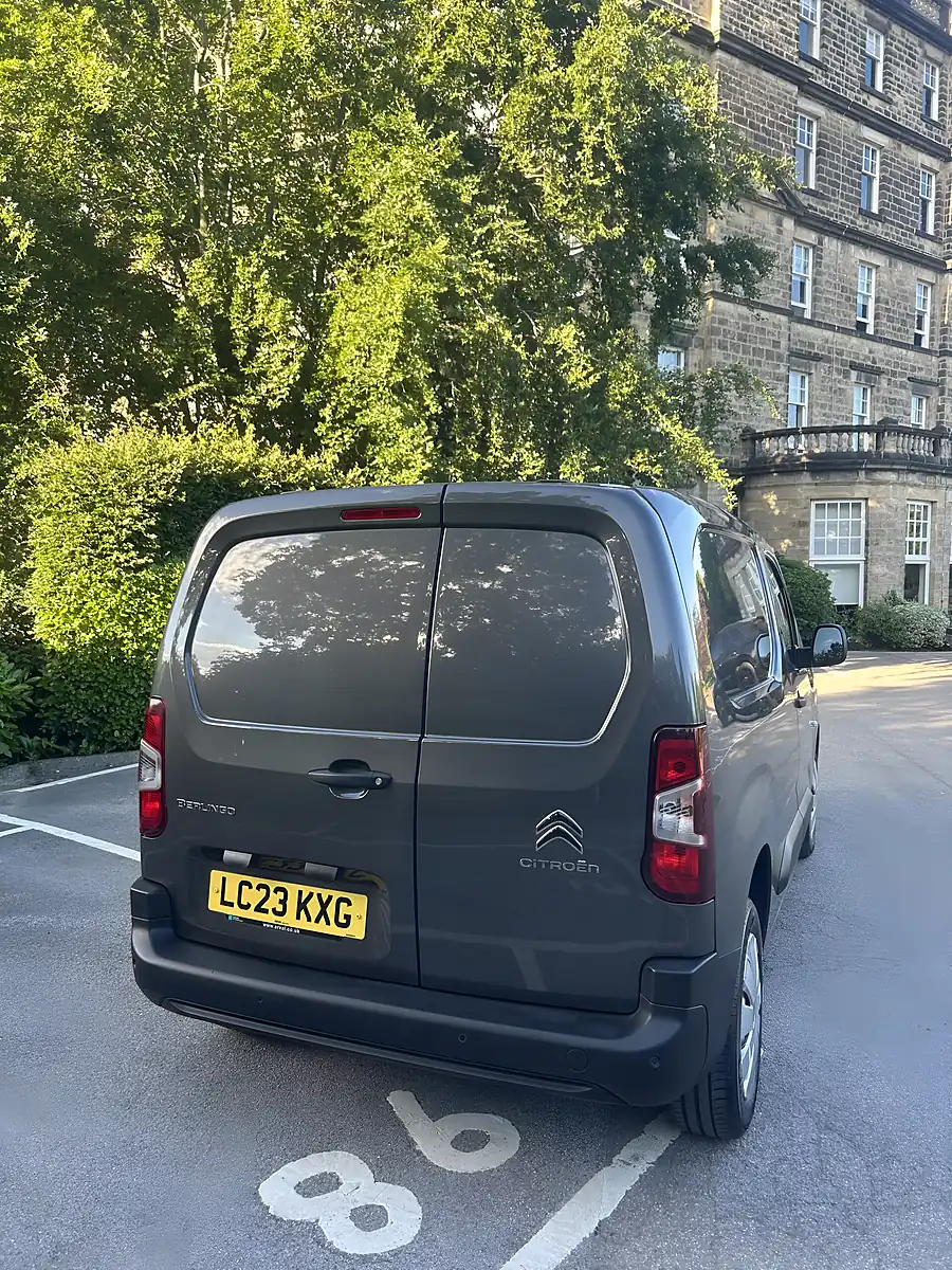 Used 2023 Citroen Berlingo Enterprise Professional Metallic Platinum Grey - Interior and Exterior details 4