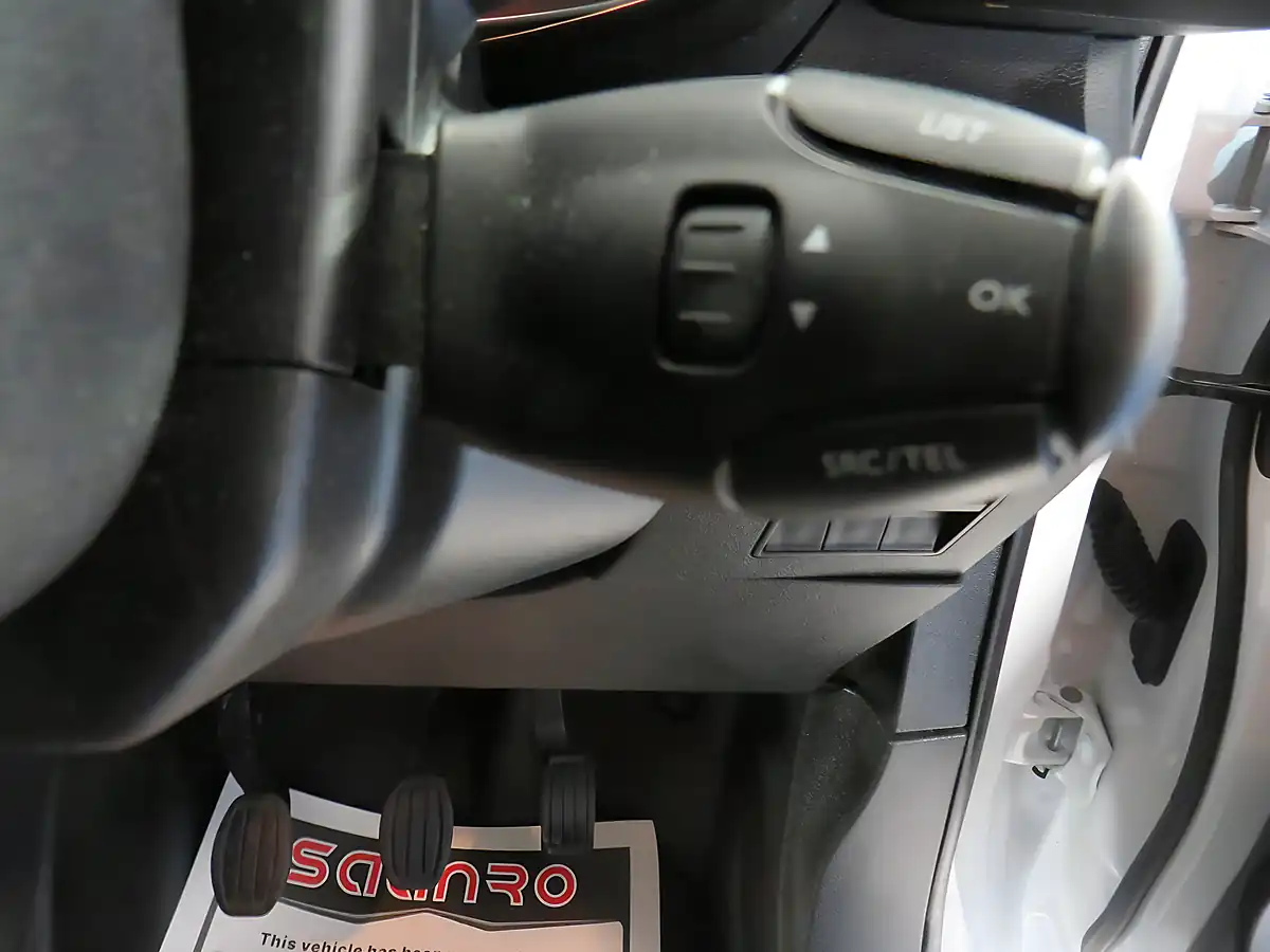 Used 2023 Citroën Berlingo Enterprise White - Interior and Exterior details 10