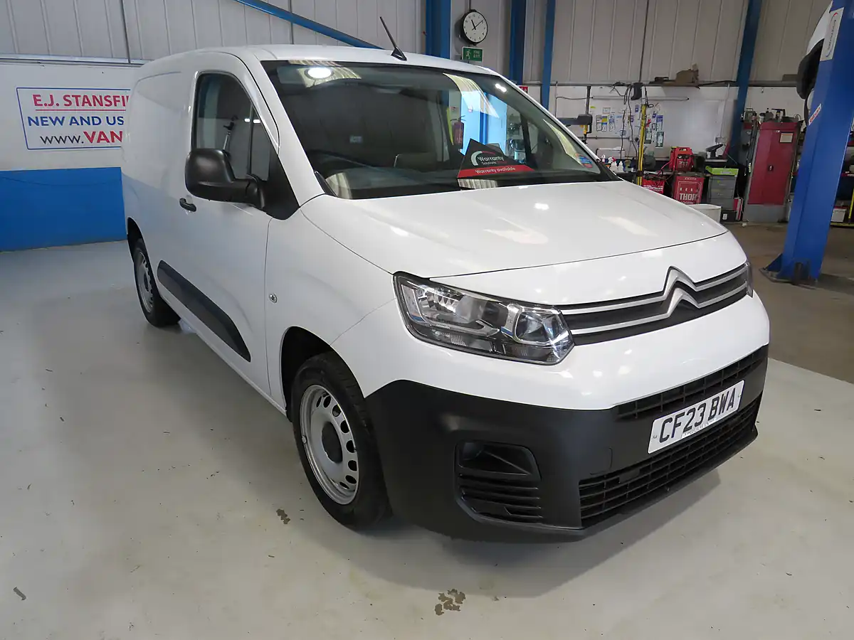 Used 2023 Citroen Berlingo Enterprise White - Interior and Exterior details 2