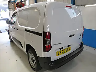 Used 2023 Citroen Berlingo Enterprise White - Interior and Exterior details 4