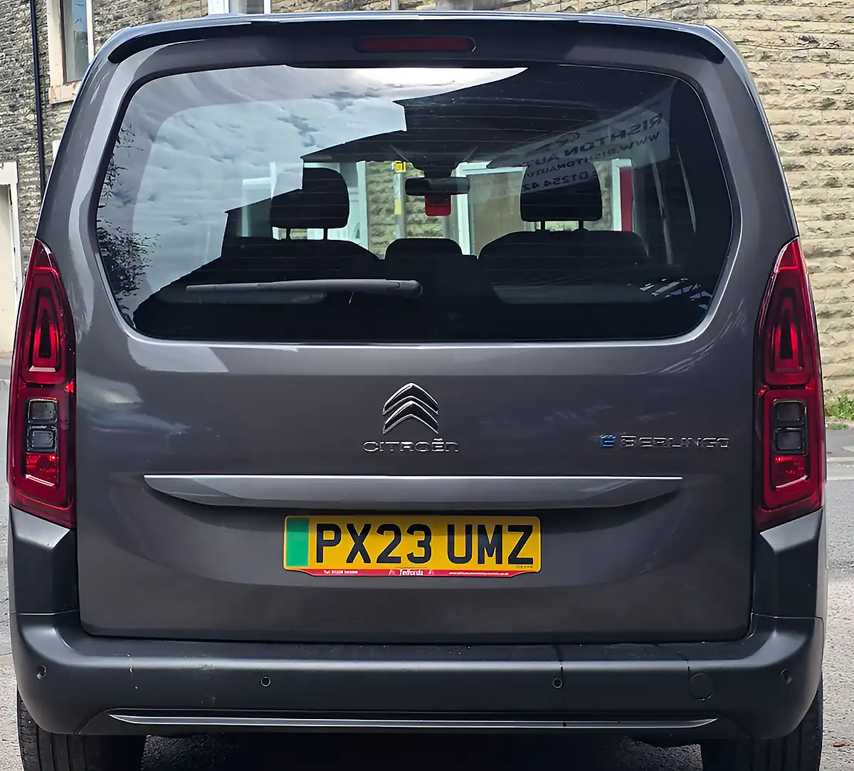 Used 2023 Citroen Berlingo Feel M Grey - Interior and Exterior details 6