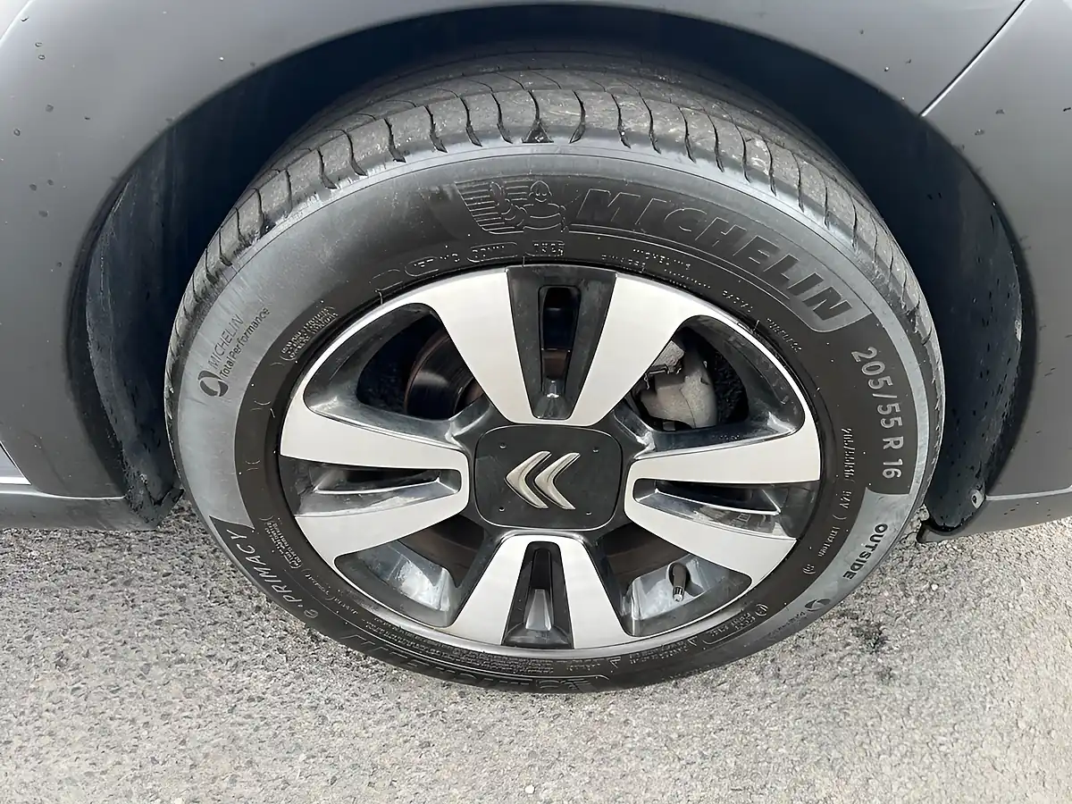 Used 2023 Citroen C3 C-Series Edition Cumulus Grey - Interior and Exterior details 10