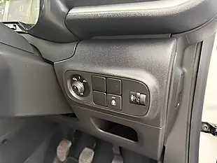 Used 2023 Citroen C3 C-Series Edition White - Interior and Exterior details 14