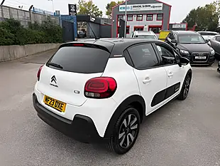 Used 2023 Citroen C3 C-Series Edition White - Interior and Exterior details 8