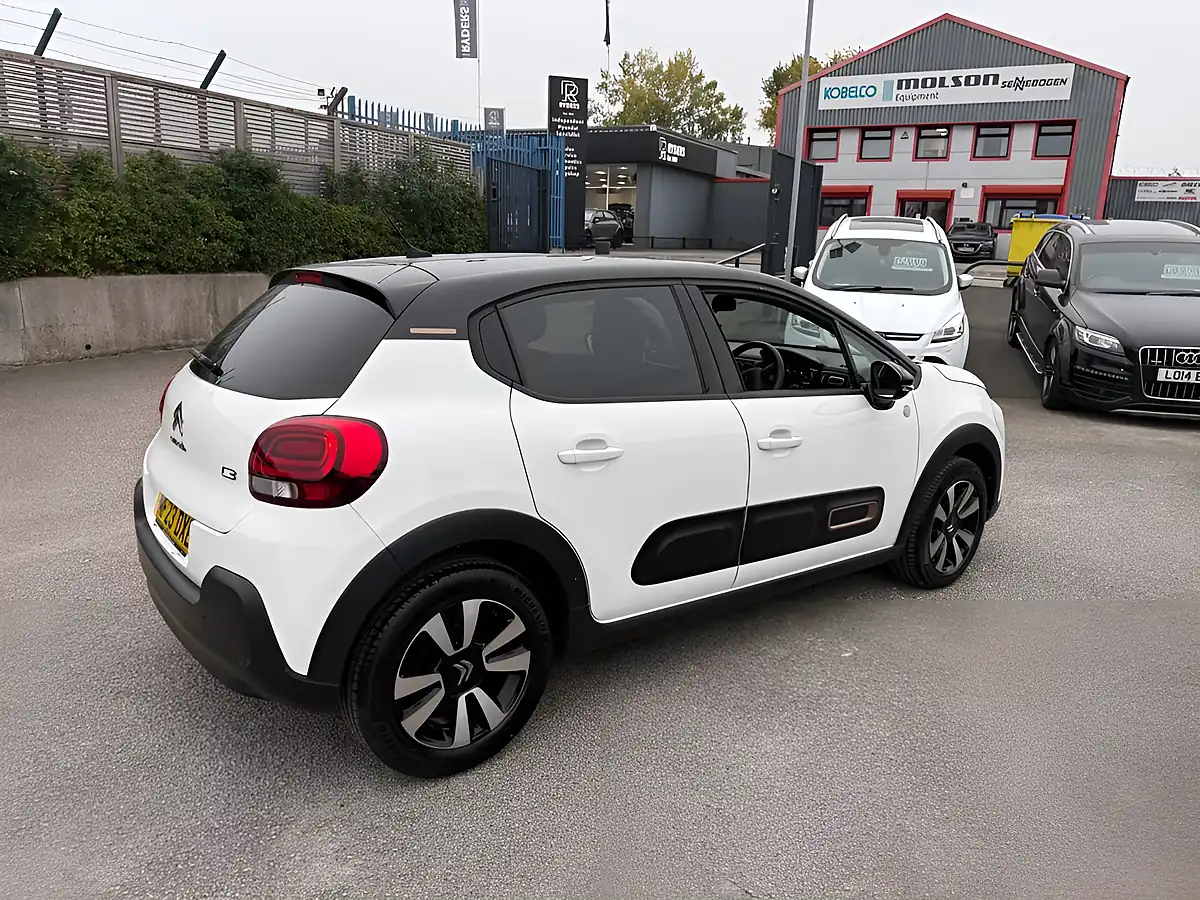 Used 2023 Citroen C3 C-Series Edition White - Interior and Exterior details 9