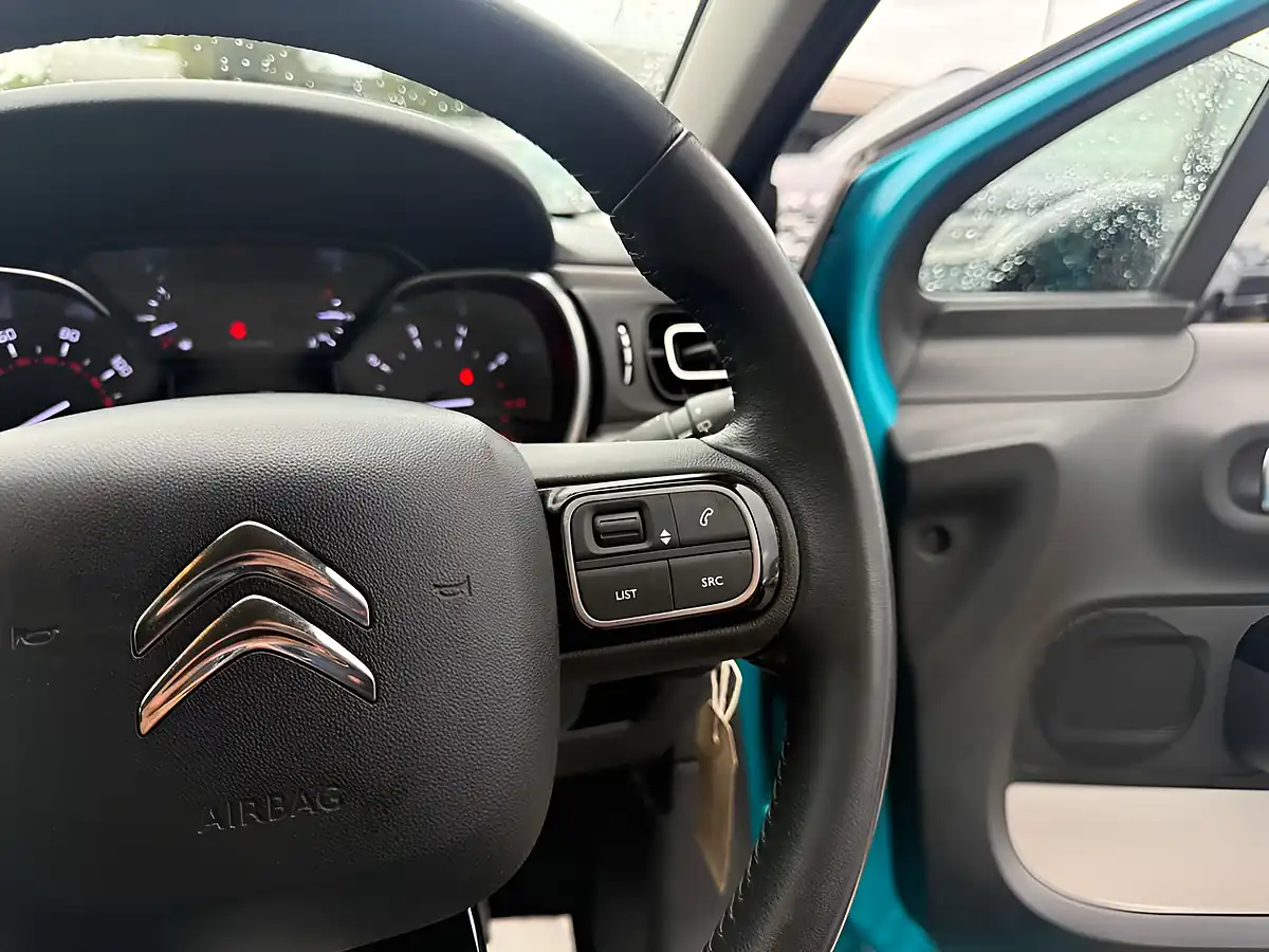 Used 2023 Citroen C3 Max Blue - Interior and Exterior details 13