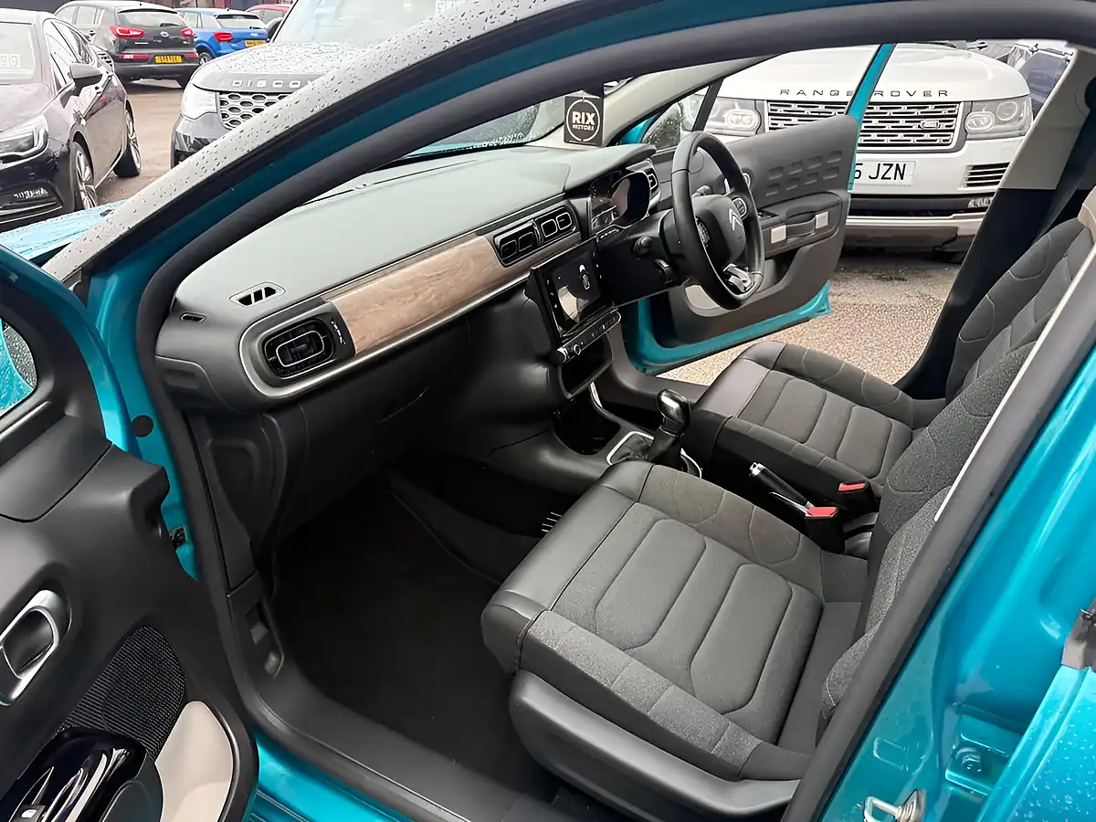 Used 2023 Citroen C3 Max Blue - Interior and Exterior details 18