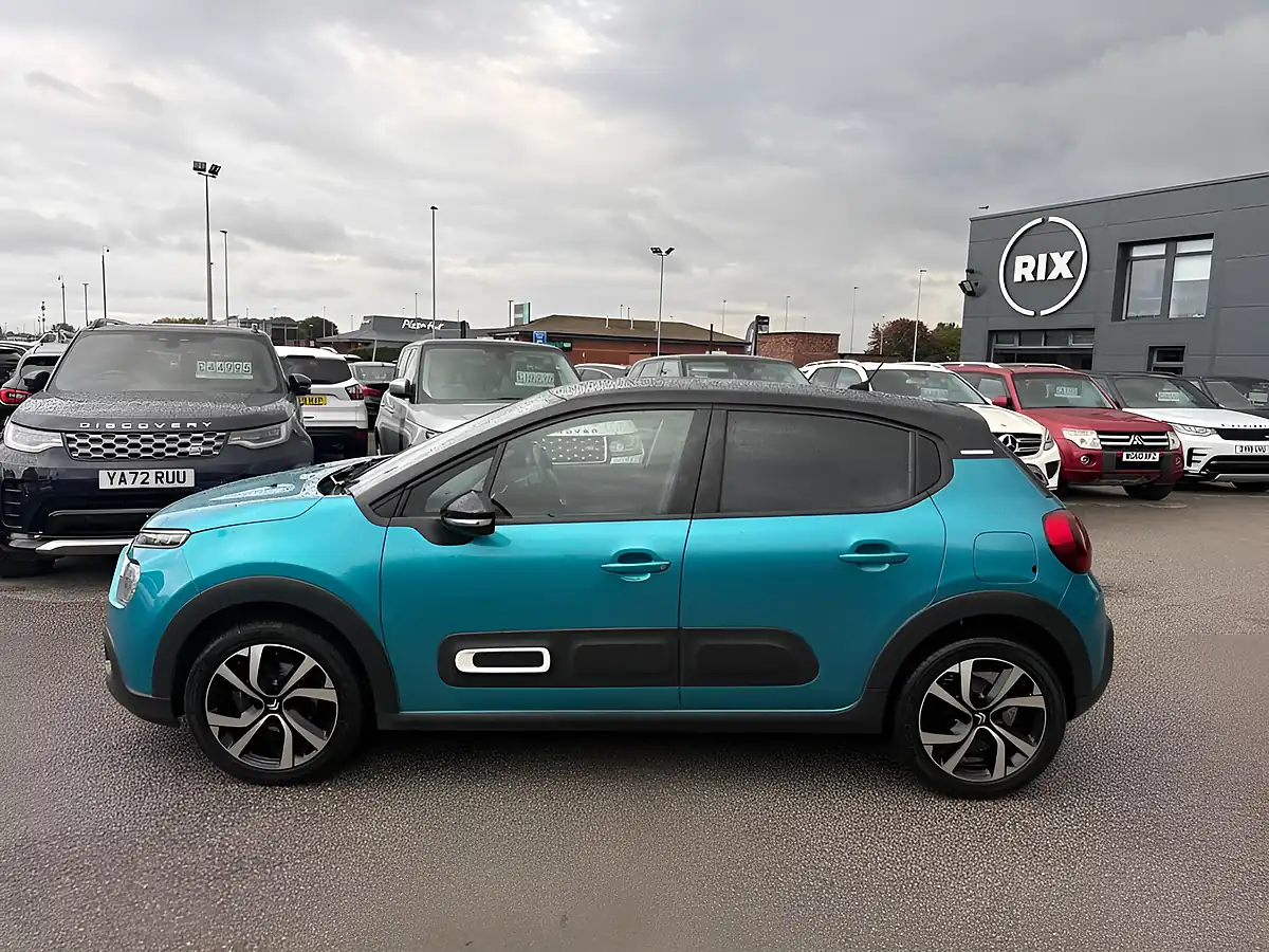 Used 2023 Citroen C3 Max Blue - Interior and Exterior details 3