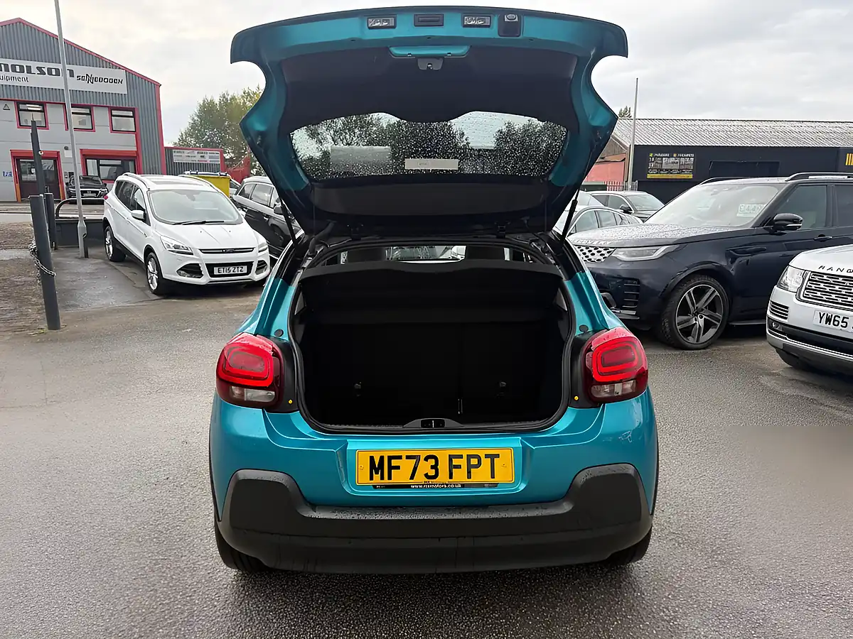 Used 2023 Citroen C3 Max Blue - Interior and Exterior details 7
