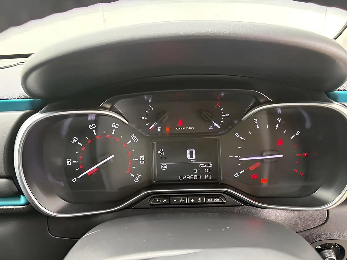 Used 2023 Citroen C3 Shine+ Platinum Grey Metallic - Interior and Exterior details 16