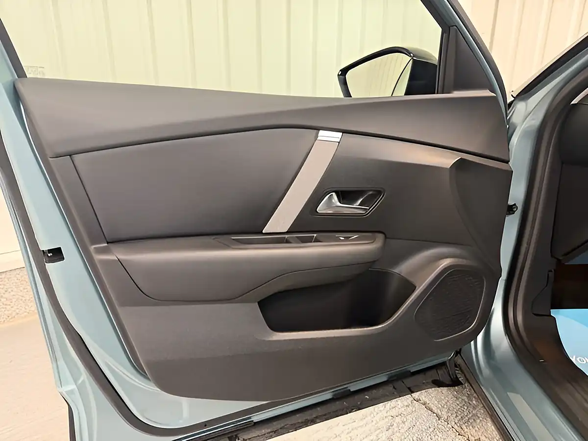 Used 2023 Citroen C4 Sense Iceland Blue - Interior and Exterior details 12