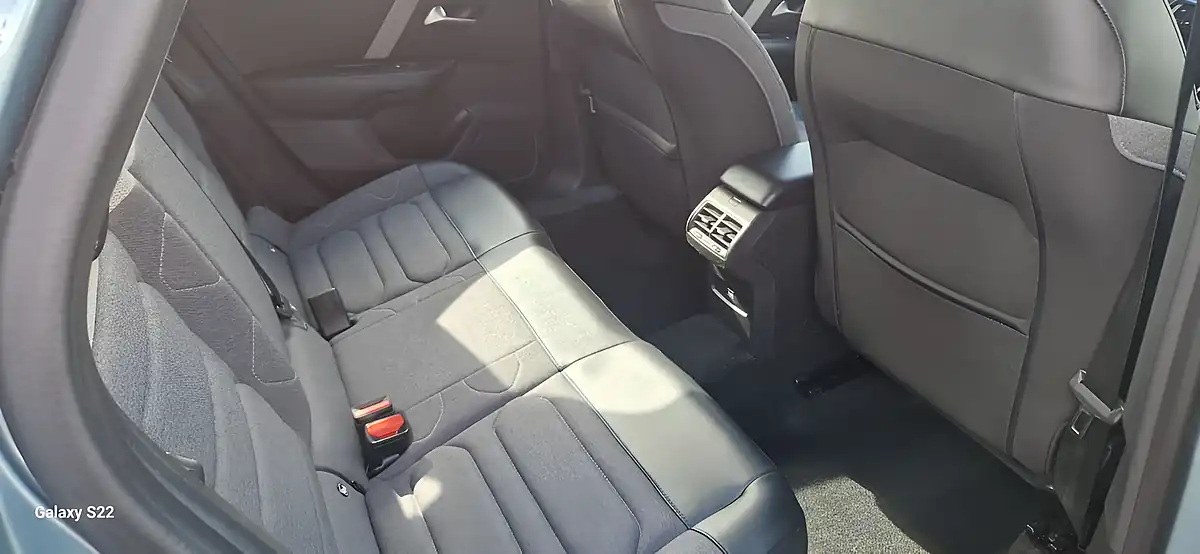 Used 2023 Citroen C4 Sense Plus Blue - Interior and Exterior details 19