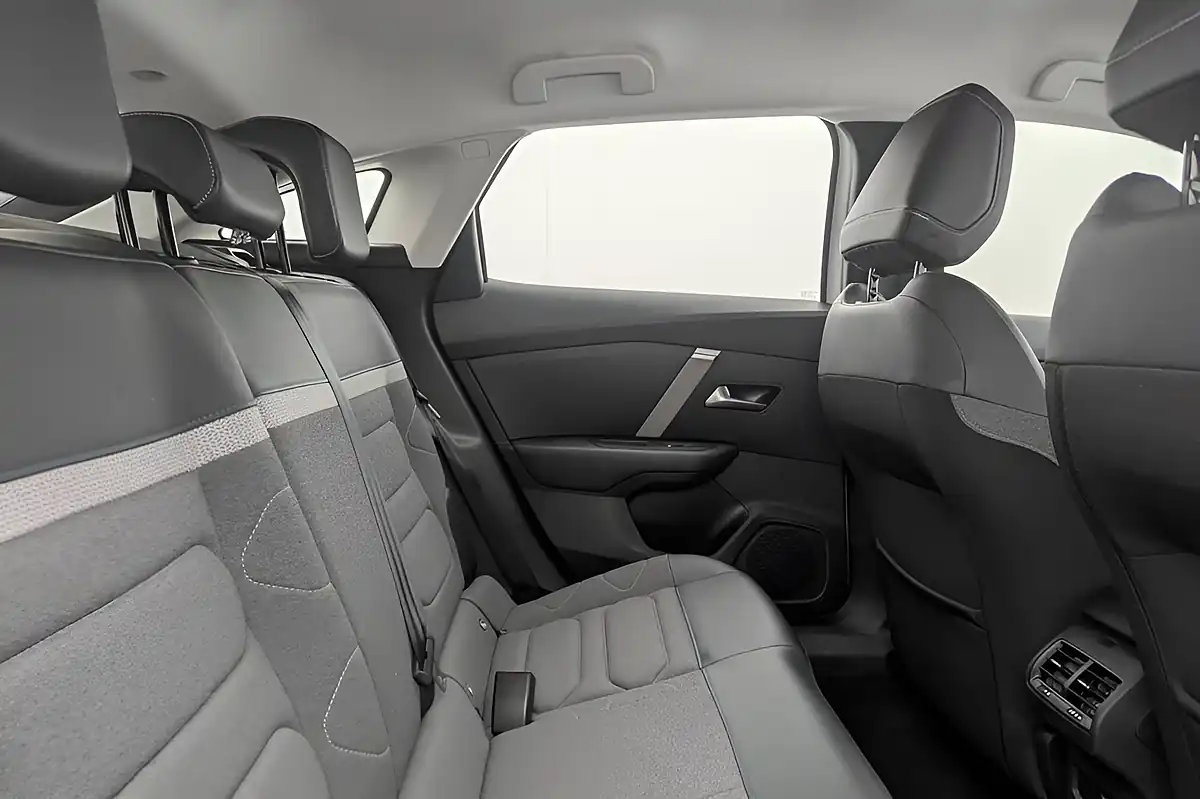 Used 2023 Citroen C4 Sense White - Interior and Exterior details 10