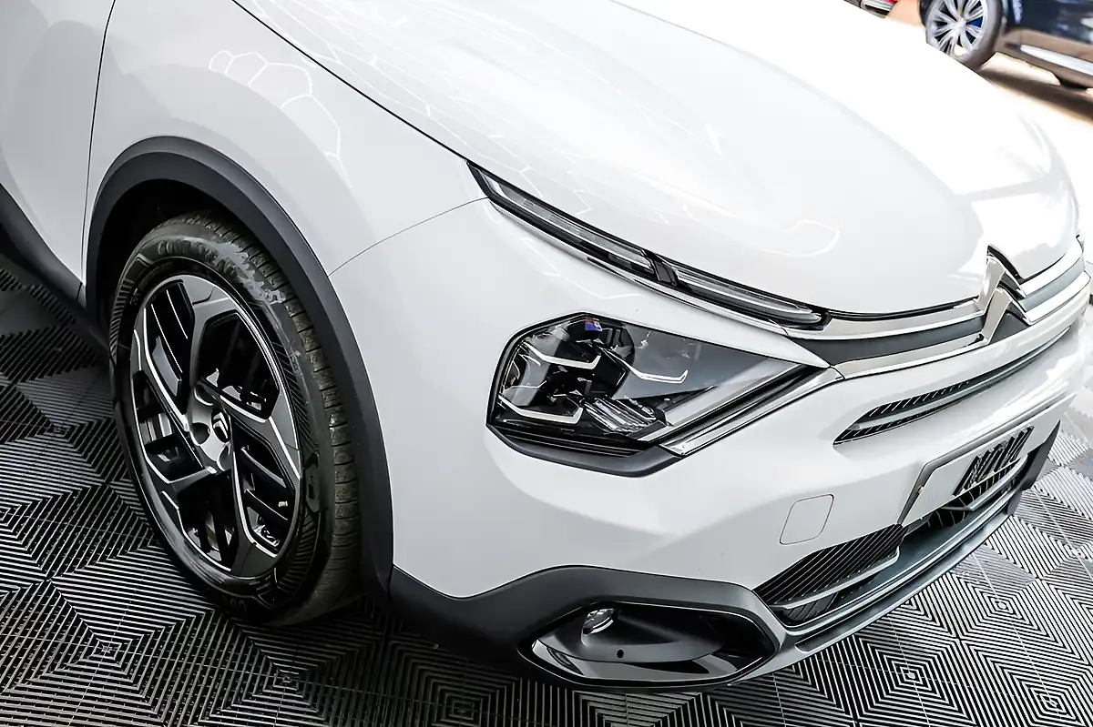 Used 2023 Citroen C4 Sense White - Interior and Exterior details 12