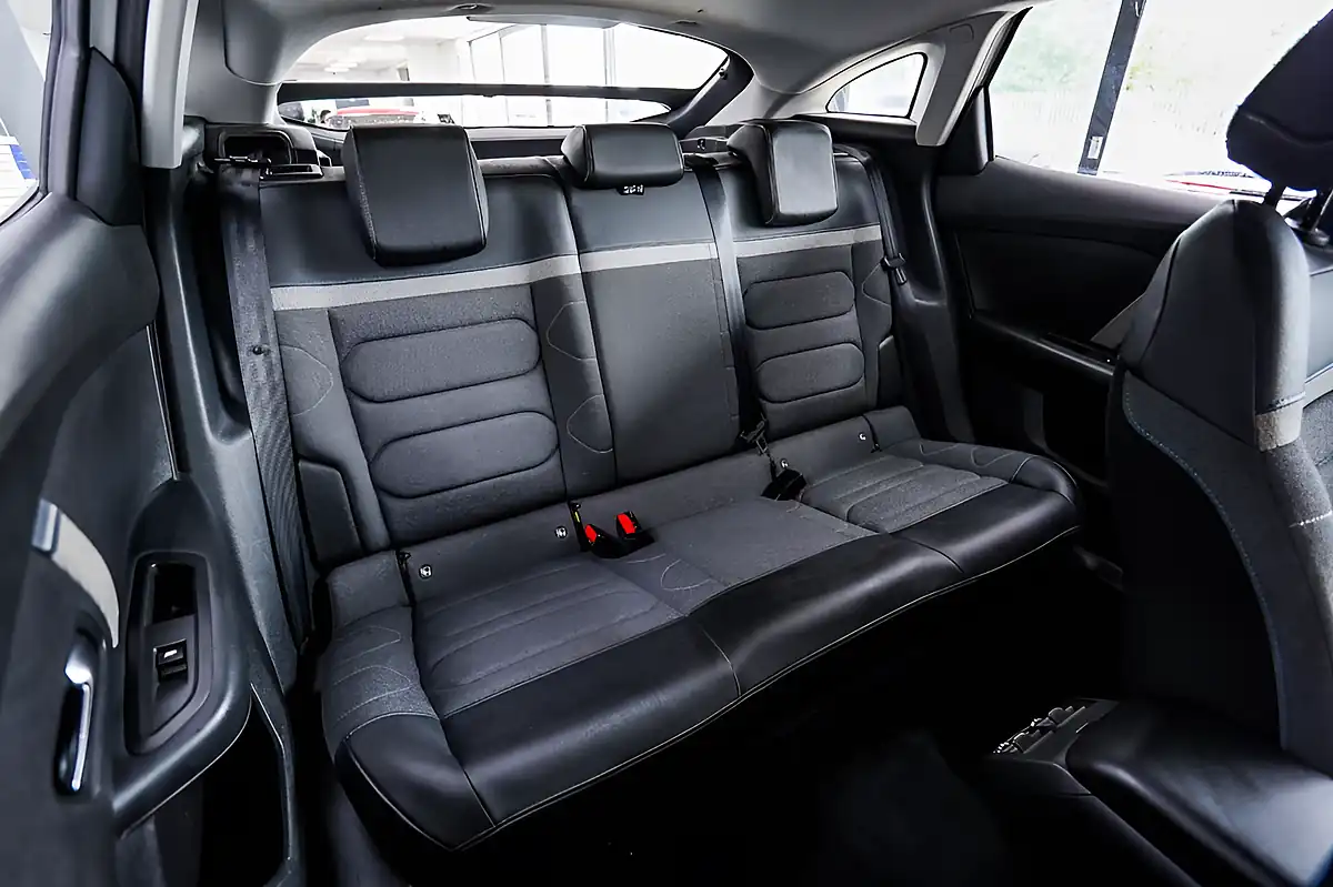 Used 2023 Citroen C4 Sense White - Interior and Exterior details 14