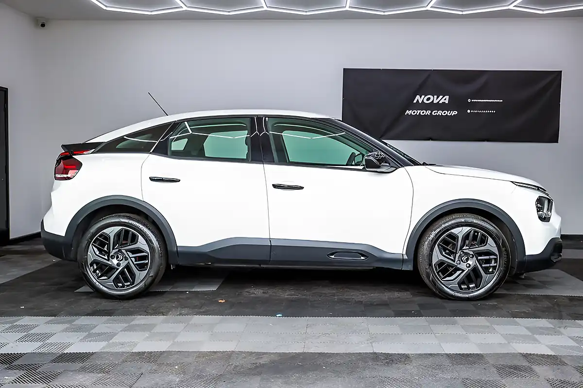 Used 2023 Citroen C4 Sense White - Interior and Exterior details 5