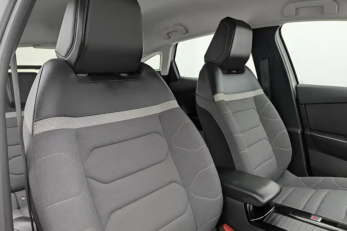 Used 2023 Citroen C4 Sense White - Interior and Exterior details 12