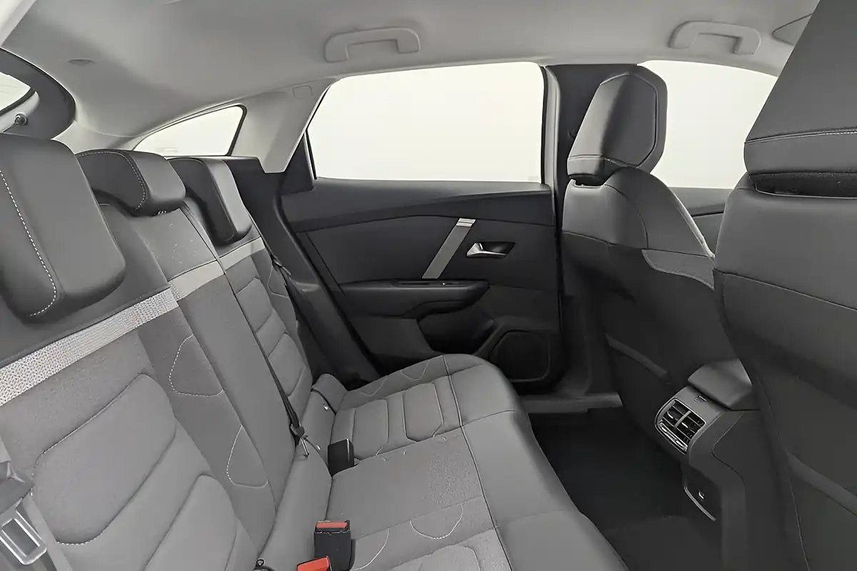 Used 2023 Citroen C4 Sense White - Interior and Exterior details 13