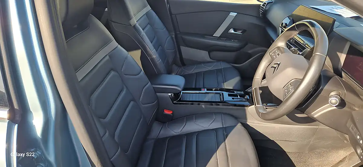 Used 2023 Citroen C4 Shine Plus Blue - Interior and Exterior details 13
