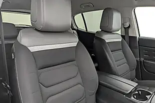 Used 2023 Citroen C5 Aircross Sense Plus White - Interior and Exterior details 12
