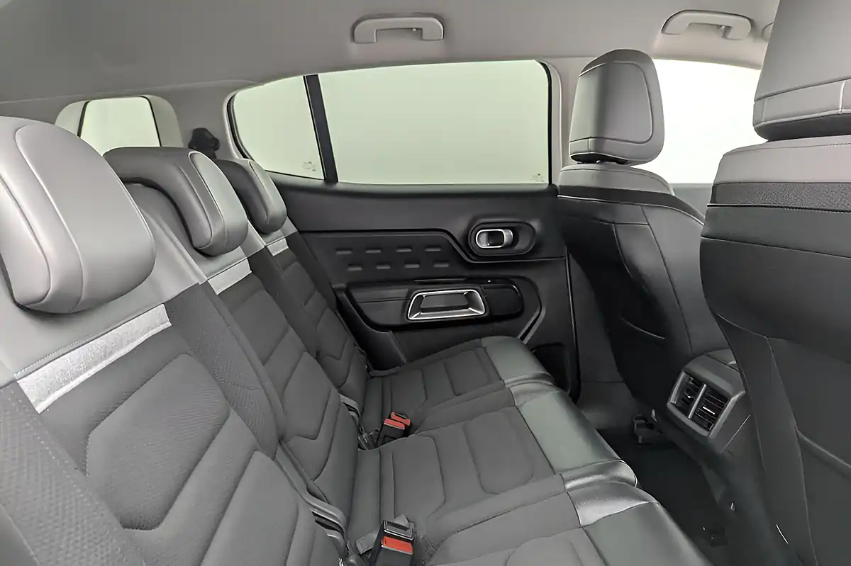 Used 2023 Citroen C5 Aircross Sense Plus White - Interior and Exterior details 13