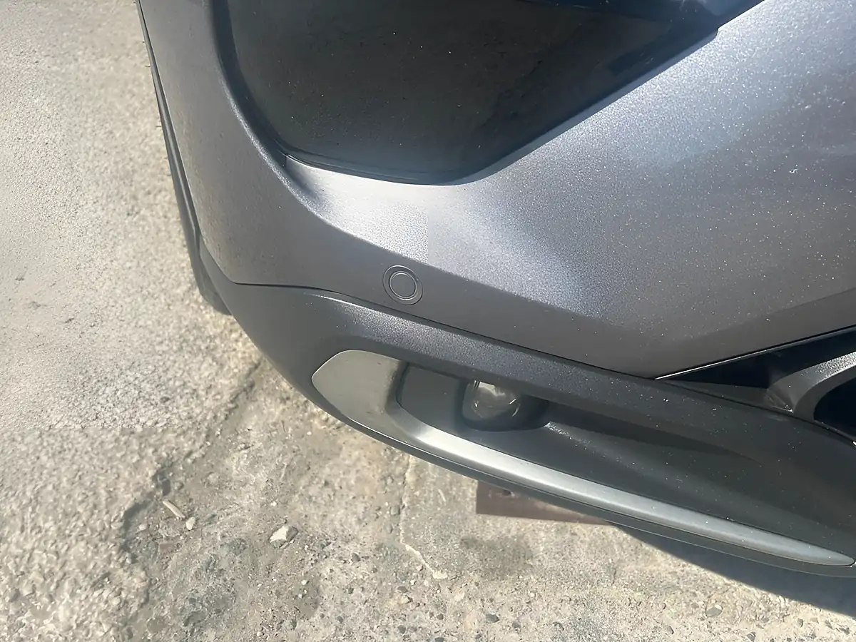 Used 2023 Citroen C5 X Shine Grey - Interior and Exterior details 11