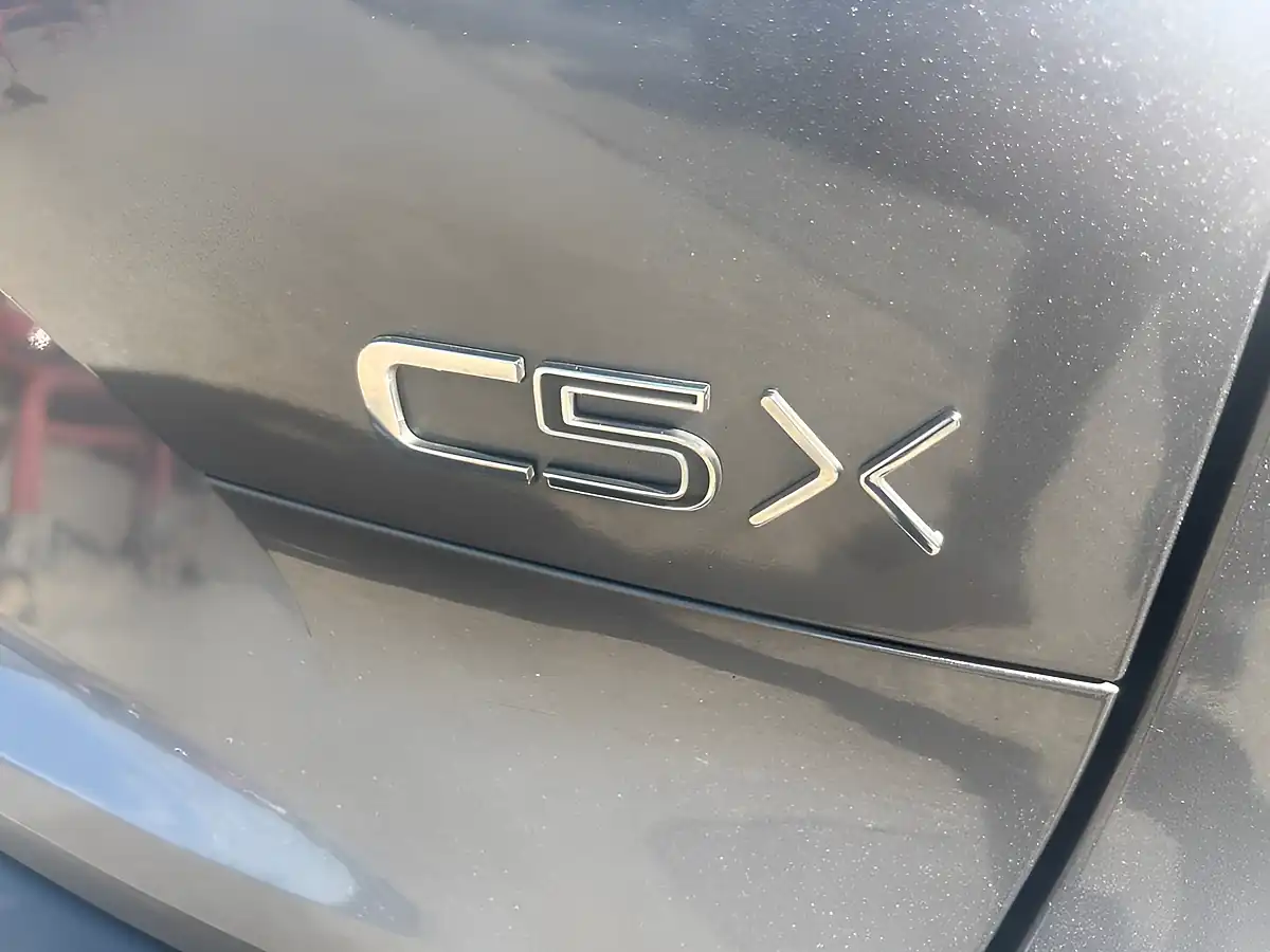 Used 2023 Citroen C5 X Shine Grey - Interior and Exterior details 7