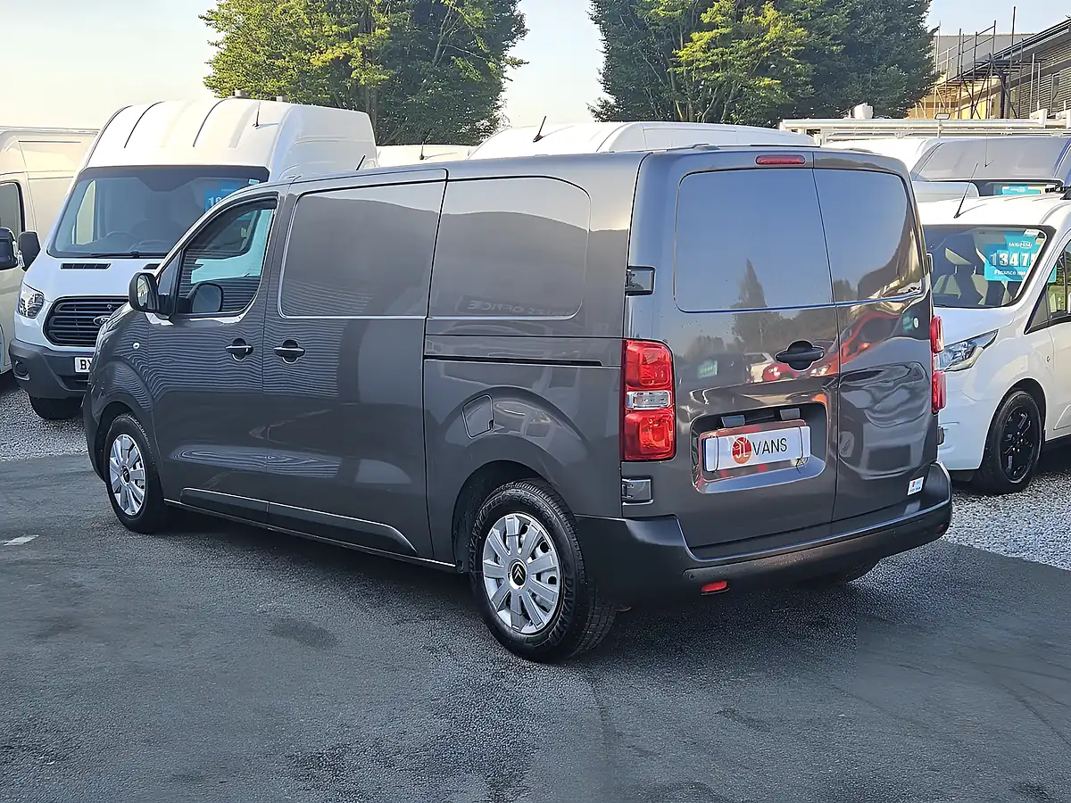 Used 2023 Citroen Dispatch Enterprise Edition M Platinum Grey - Metallic - Interior and Exterior details 10